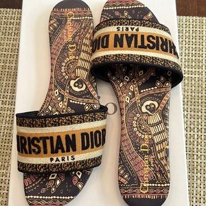 Dior Slides